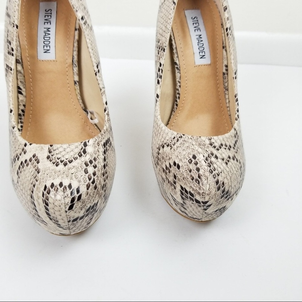 Steve Madden heels 8
